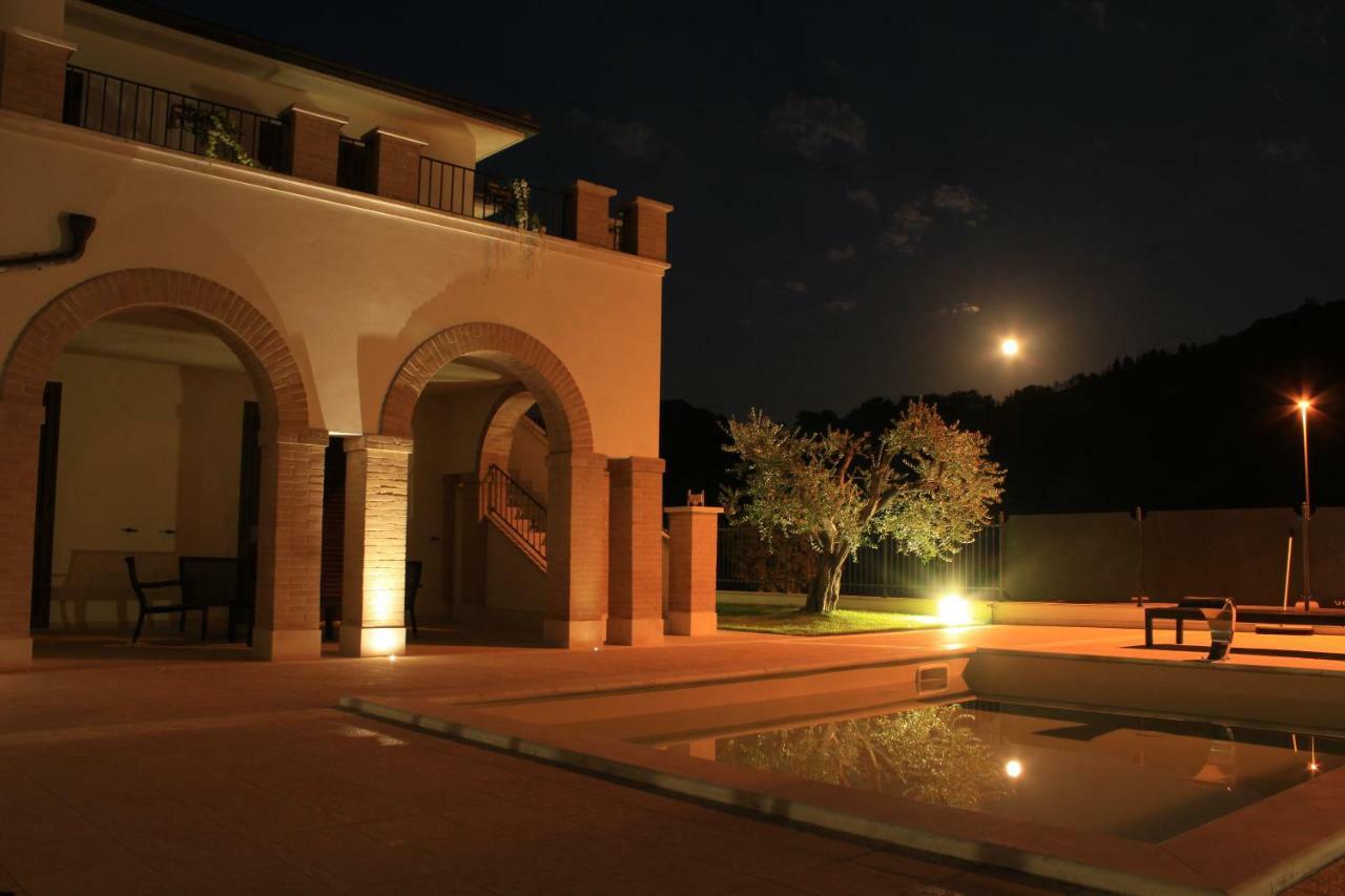 Residence Stella Del Gran Sasso Colledara Εξωτερικό φωτογραφία
