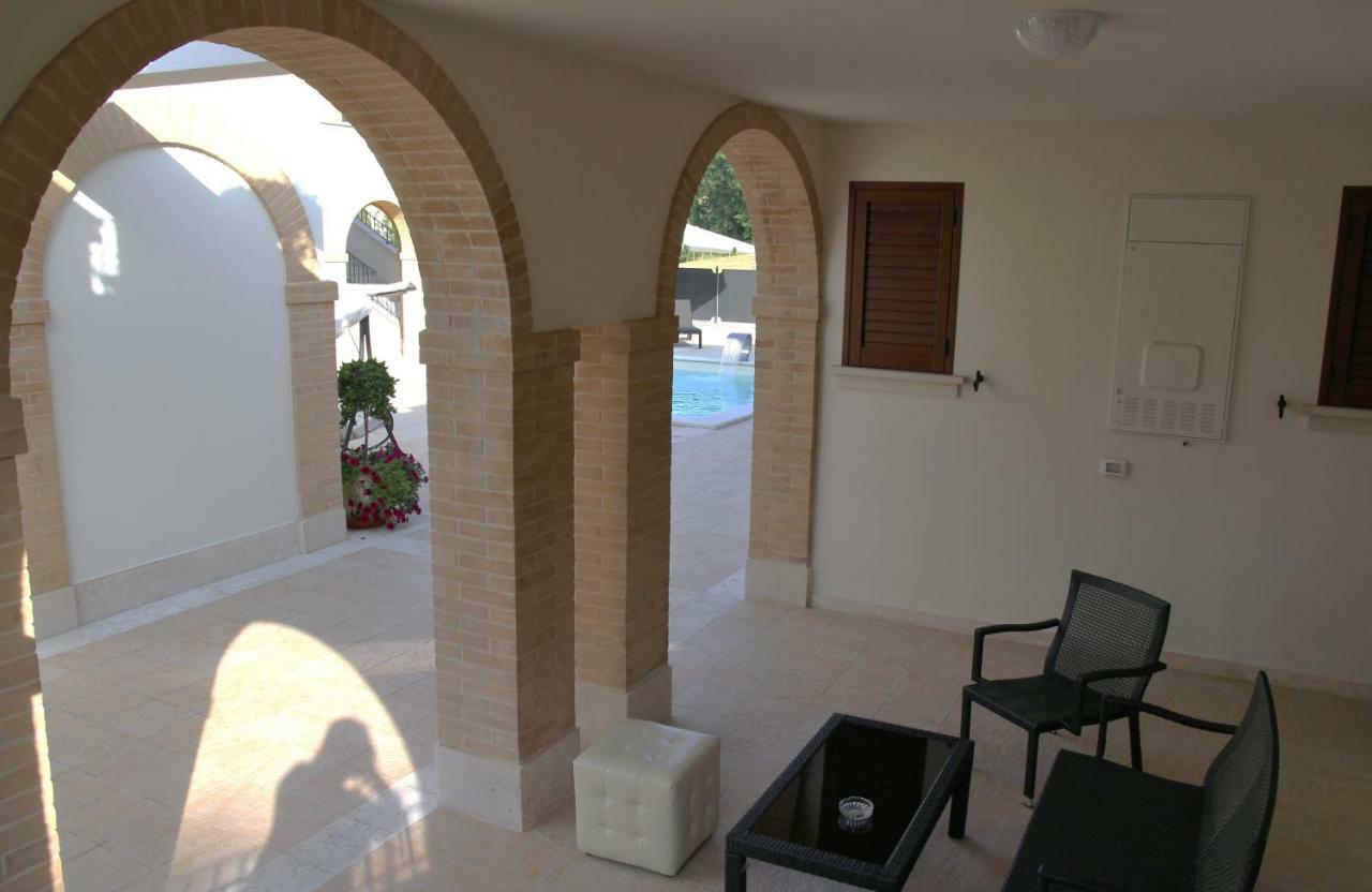 Residence Stella Del Gran Sasso Colledara Εξωτερικό φωτογραφία