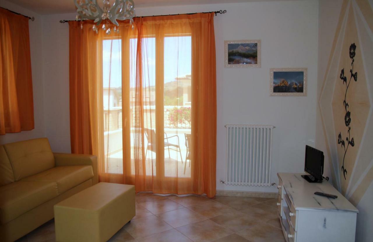 Residence Stella Del Gran Sasso Colledara Εξωτερικό φωτογραφία